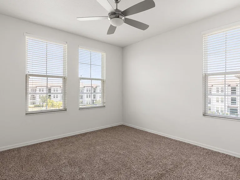 Park Place at Maguire Apartments — Photo 11