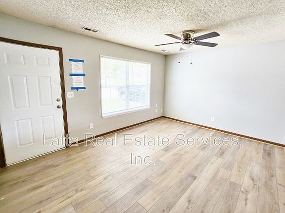 2nd image of 422 S Johnson Dr #2