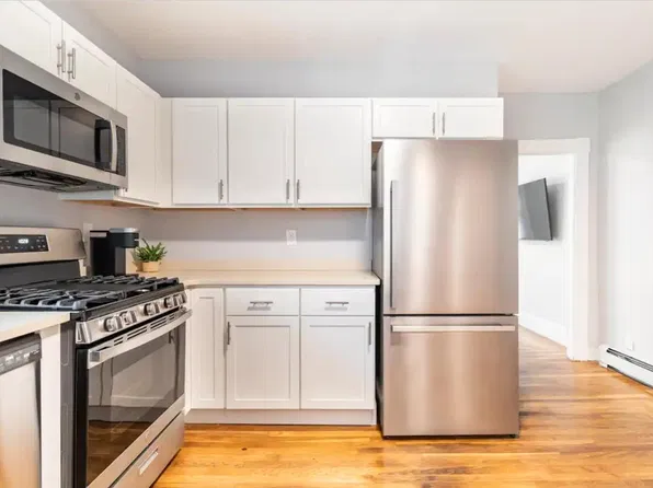 147 Tremont St #1, New Bedford, MA 02740