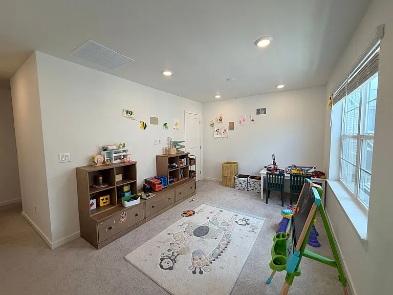 9009 Redfield Ln — Photo 9