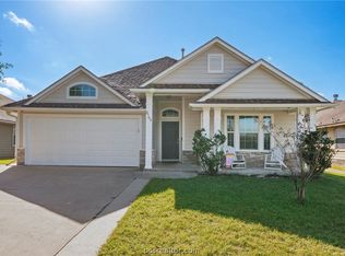 2709 Barronwood Dr, Bryan, TX 77807