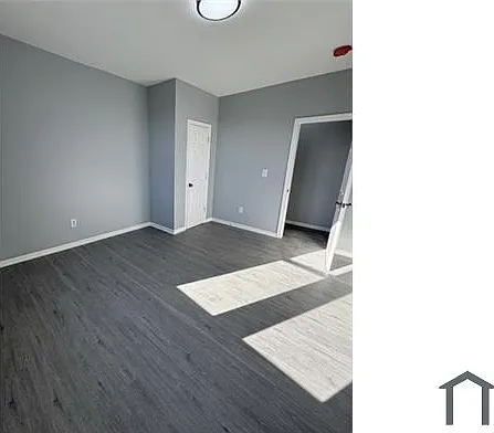 3 bed, $2,300 — Photo 3