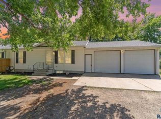 3700 N 10th Ave, Sioux Falls, SD 57104