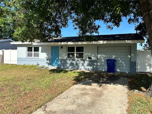 6126 58th St N, Saint Petersburg, FL 33709