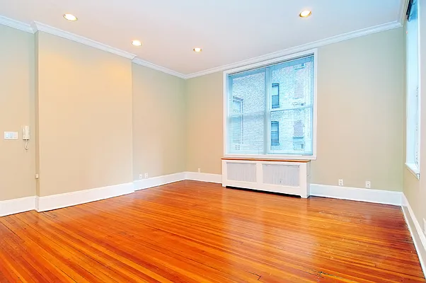 Rented by City Connections Realty | media 35