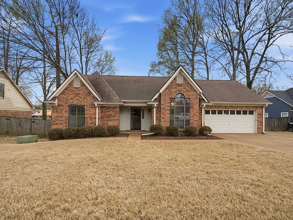 1st image of 6029 Camelia Ln