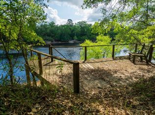 680 SE Riverside W, Mayo, FL 32066