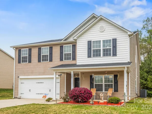 200 Boysenberry Dr, China Grove, NC 28023