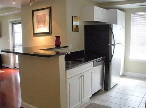 4th image of 10 Seaport Dr APT 2206