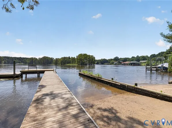 130 Colony Trl, Lanexa, VA 23089