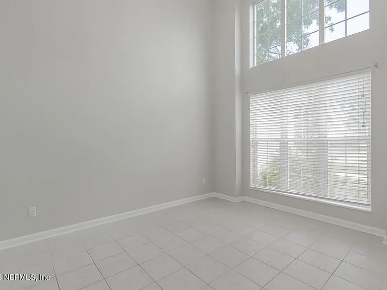 1942 Derringer Rd — Photo 16