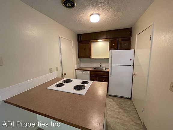 4th image of 6189 SW Valley Ave #10356014