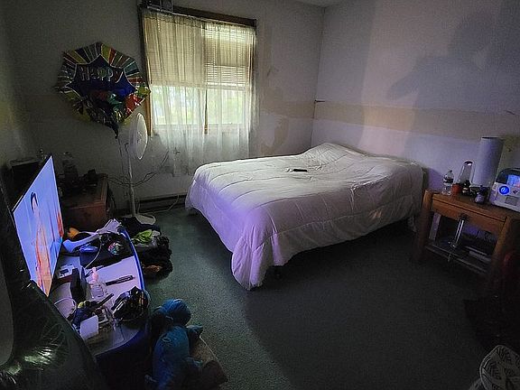 3rd image of 128 Rooney Ct