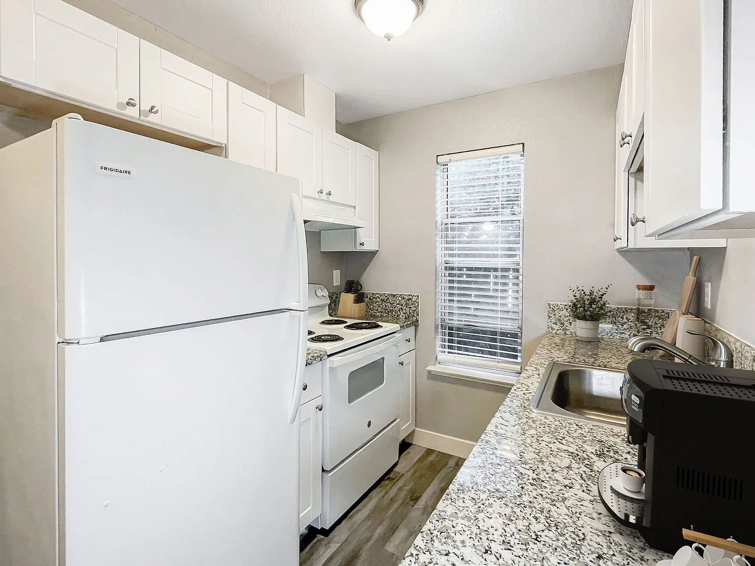 Wright Place Apartments — Photo 2