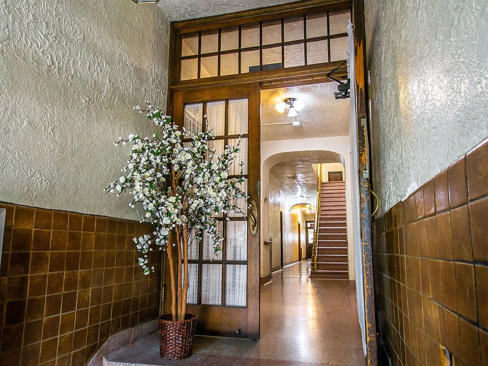 1st image of 1062 N Pearl St APT 7