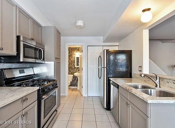 5th image of 19538 115th Ave Unit C