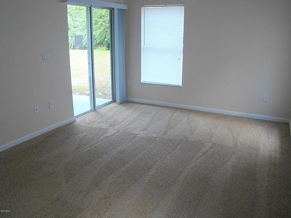 5th image of 2095 Walsh Ave SE