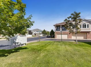147 Whitehaven Cir, Highlands Ranch, CO 80129