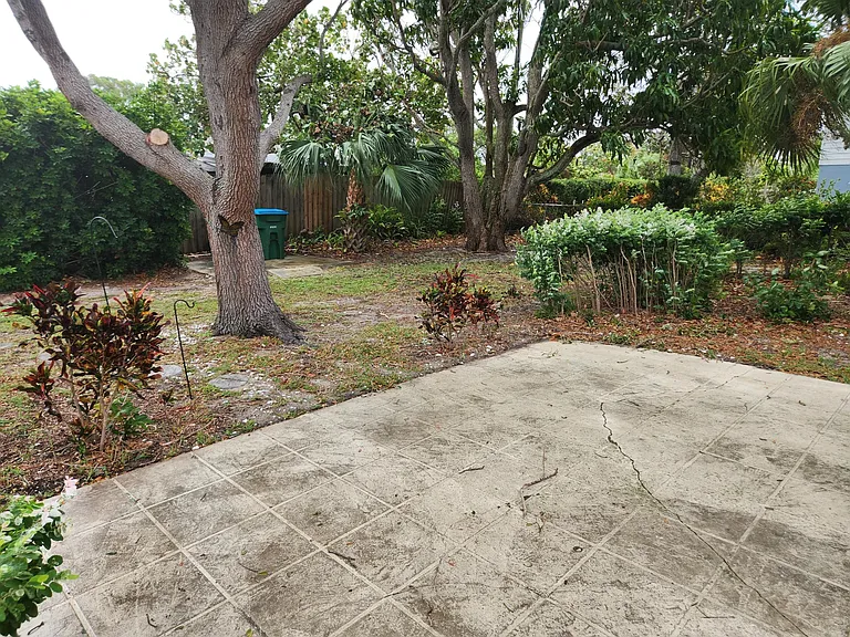 1501 Pine St — Photo 18