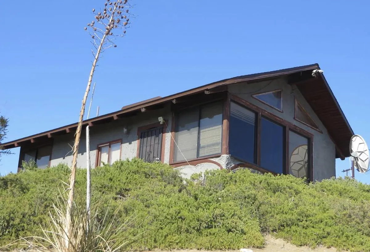 Building Photo - Pacific View Rd