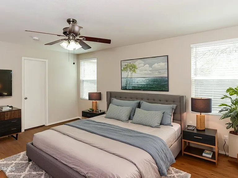 1421 Krista Dr — Photo 10