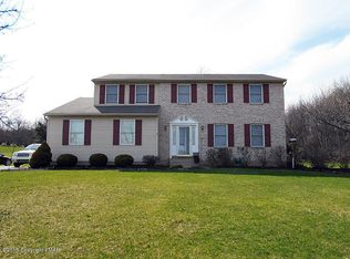 671 Batts Switch Rd, Pen Argyl, PA 18072