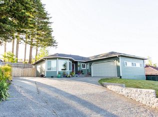 820 Highland Ave, Brookings, OR 97415