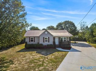 160 Mink Creek Rd, Arab, AL 35016