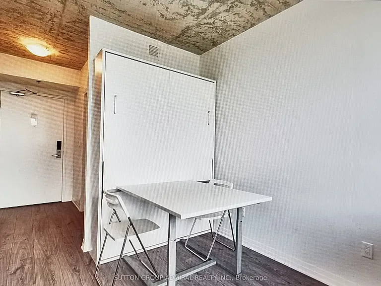 1900 Simcoe St N #511 — Photo 13