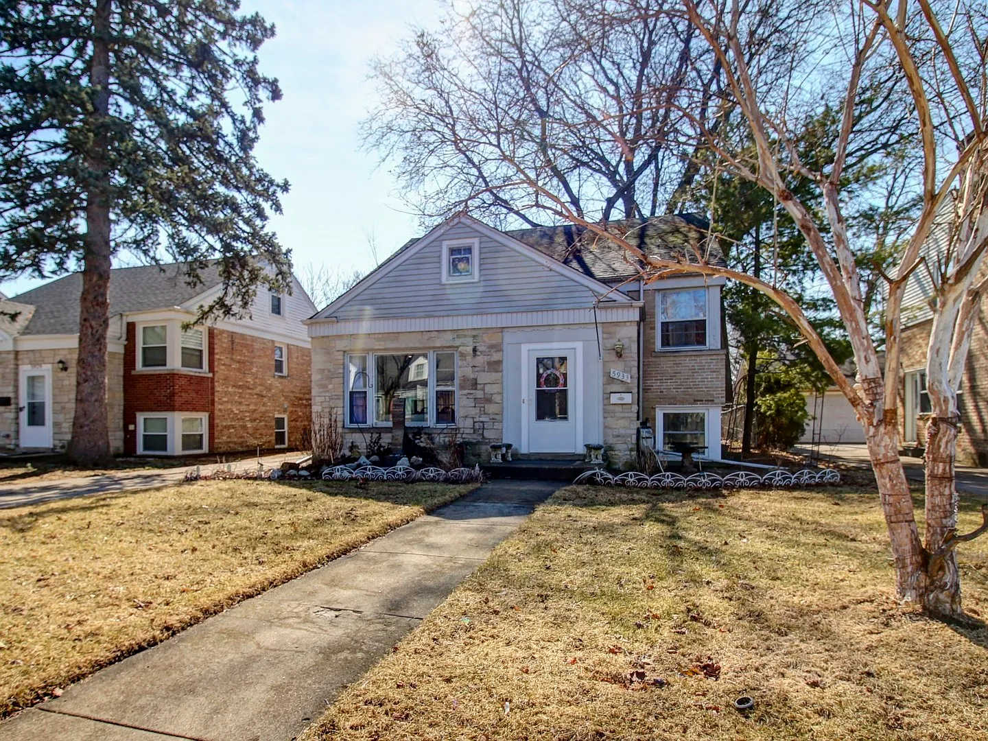5933 Crain St photo 1