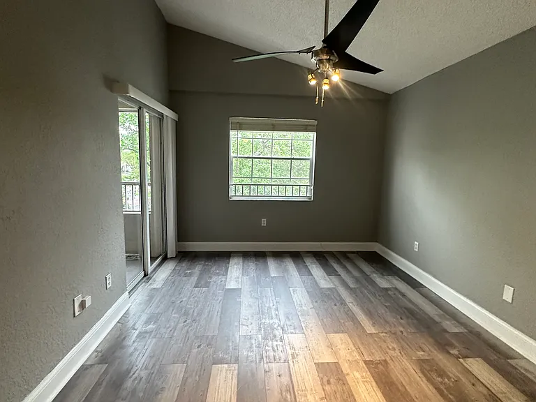 2871 N Oakland Forest Dr #308 — Photo 23