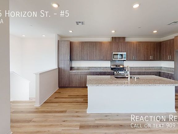 3rd image of 15166 Horizon St #5