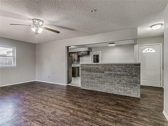 5th image of 1104 Cherrywood Ln