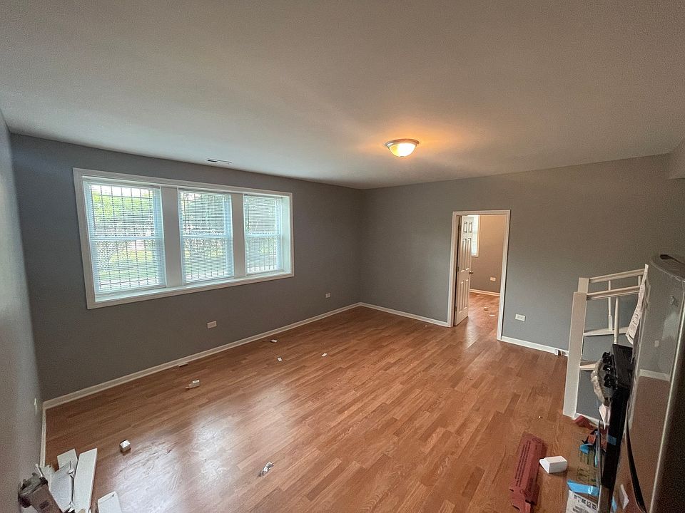 1st image of 1854 S Central Park Ave #1854