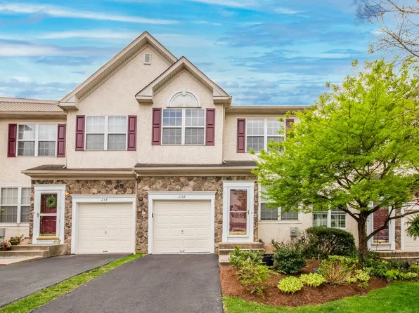 232 Tall Pines Dr, West Chester, PA 19380