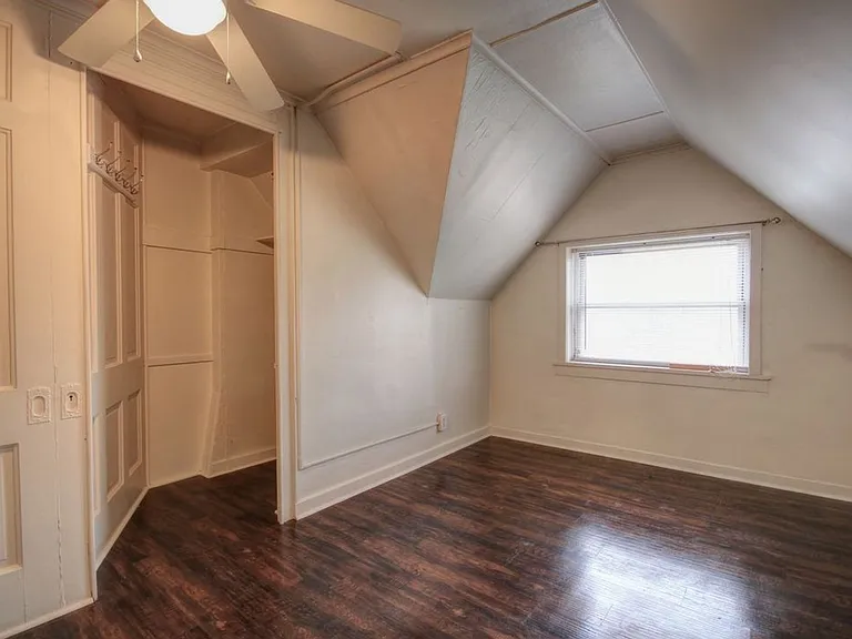 804 W Church St — Photo 28
