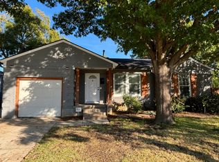 9442 Lenel Pl, Dallas, TX 75220