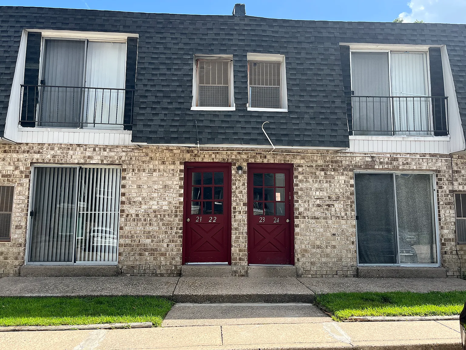 Amber Court — Photo 4