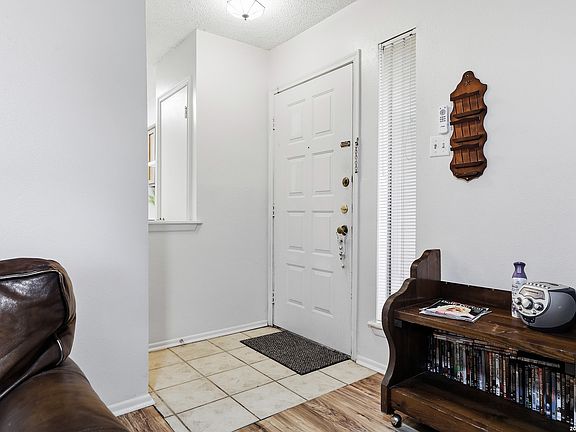 4th image of 2935 Nacogdoches #118