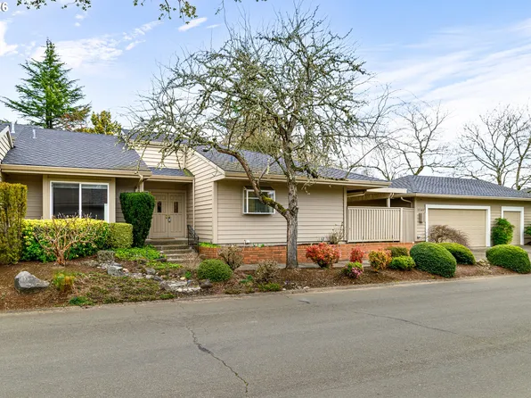 32400 SW Arbor Lake Dr, Wilsonville, OR 97070