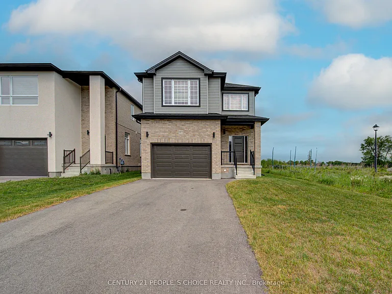 377 Bradshaw Dr — Photo 4