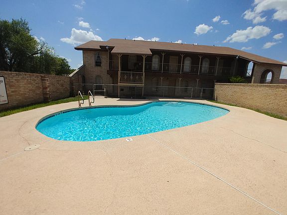 5th image of 2109 Kerria Ave APT 2