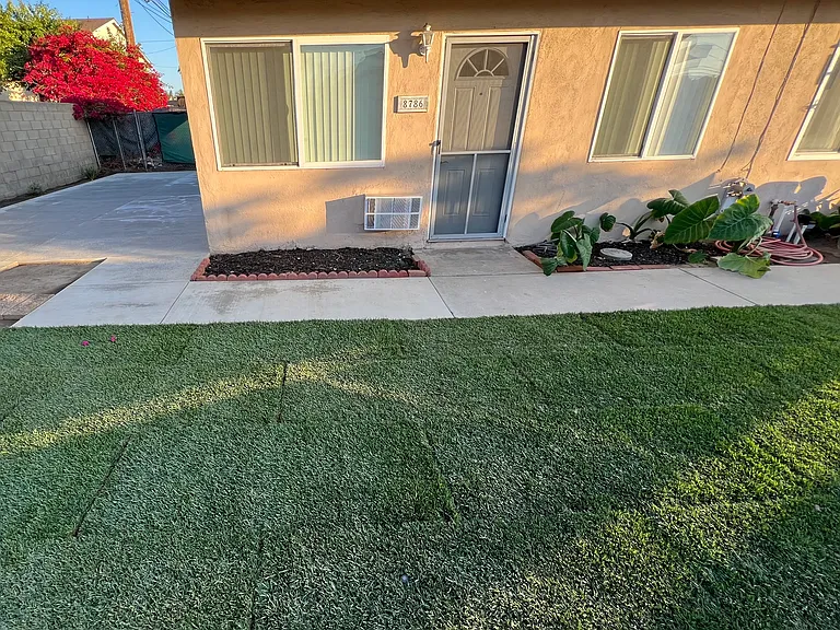 8786 La Salle St — Photo 11