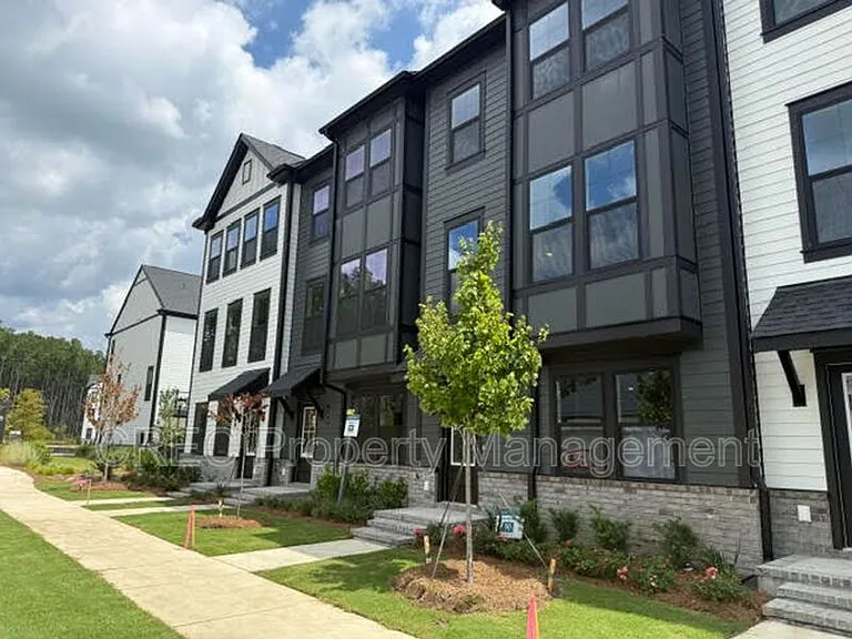 596 Scholar Way — Photo 1