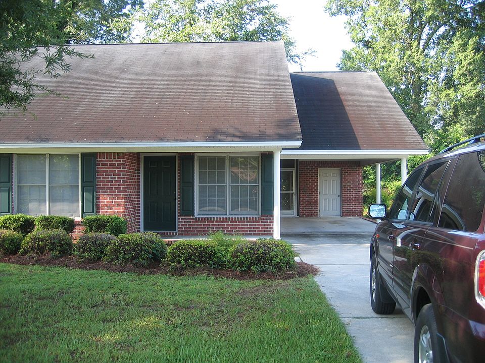 2nd image of 10 Cumberland Way