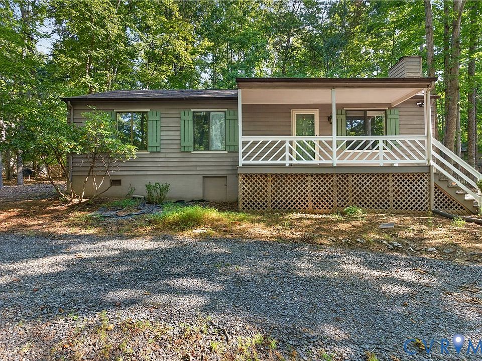 1st image of 41 Oak Grove Rd