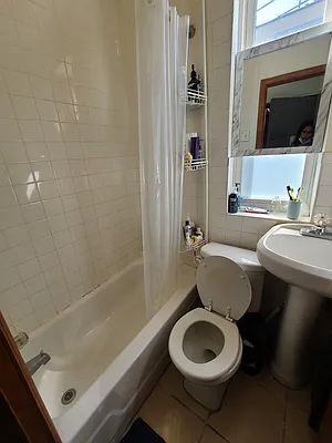 Rented by Point NYC | media 11