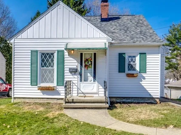 2776 Northland St, Cuyahoga Falls, OH 44221