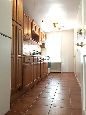 Rented by Wolf Brokerage LLC | media 22