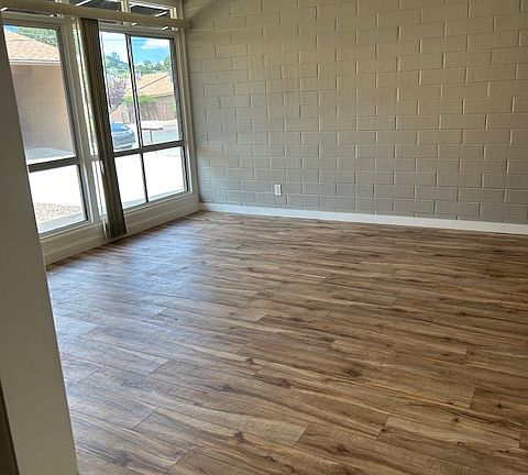 5th image of 338 Country Club Cir #4